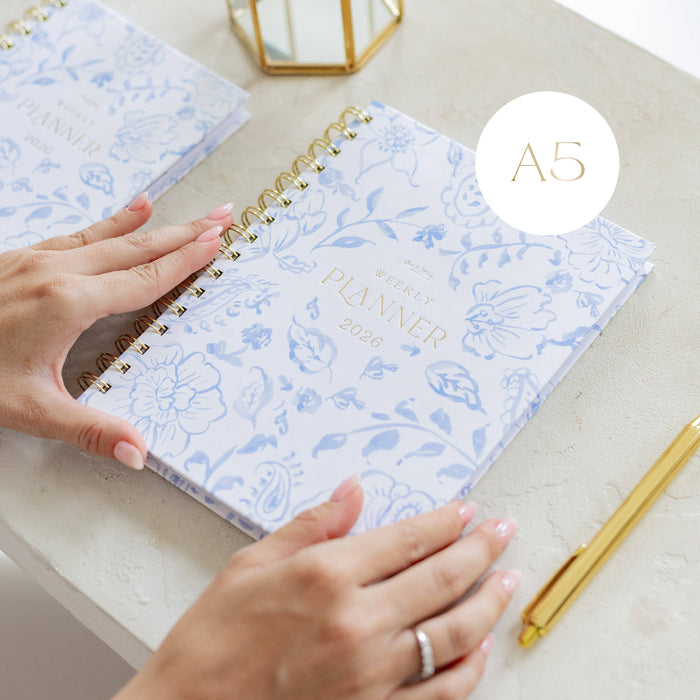 Spiral A5 Planer 2026 - Blaue Blüten