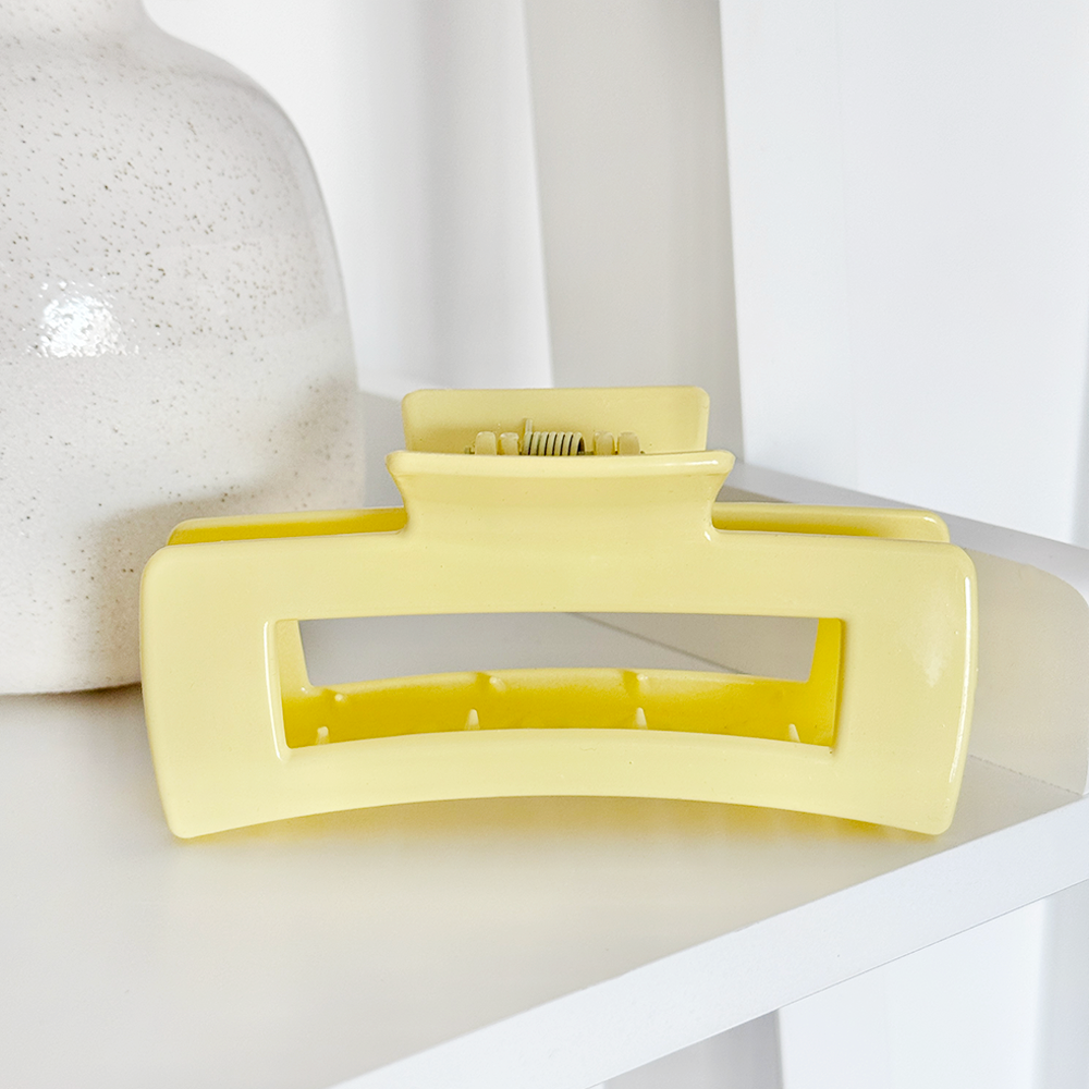 Gelber quadratischer Krallenclip