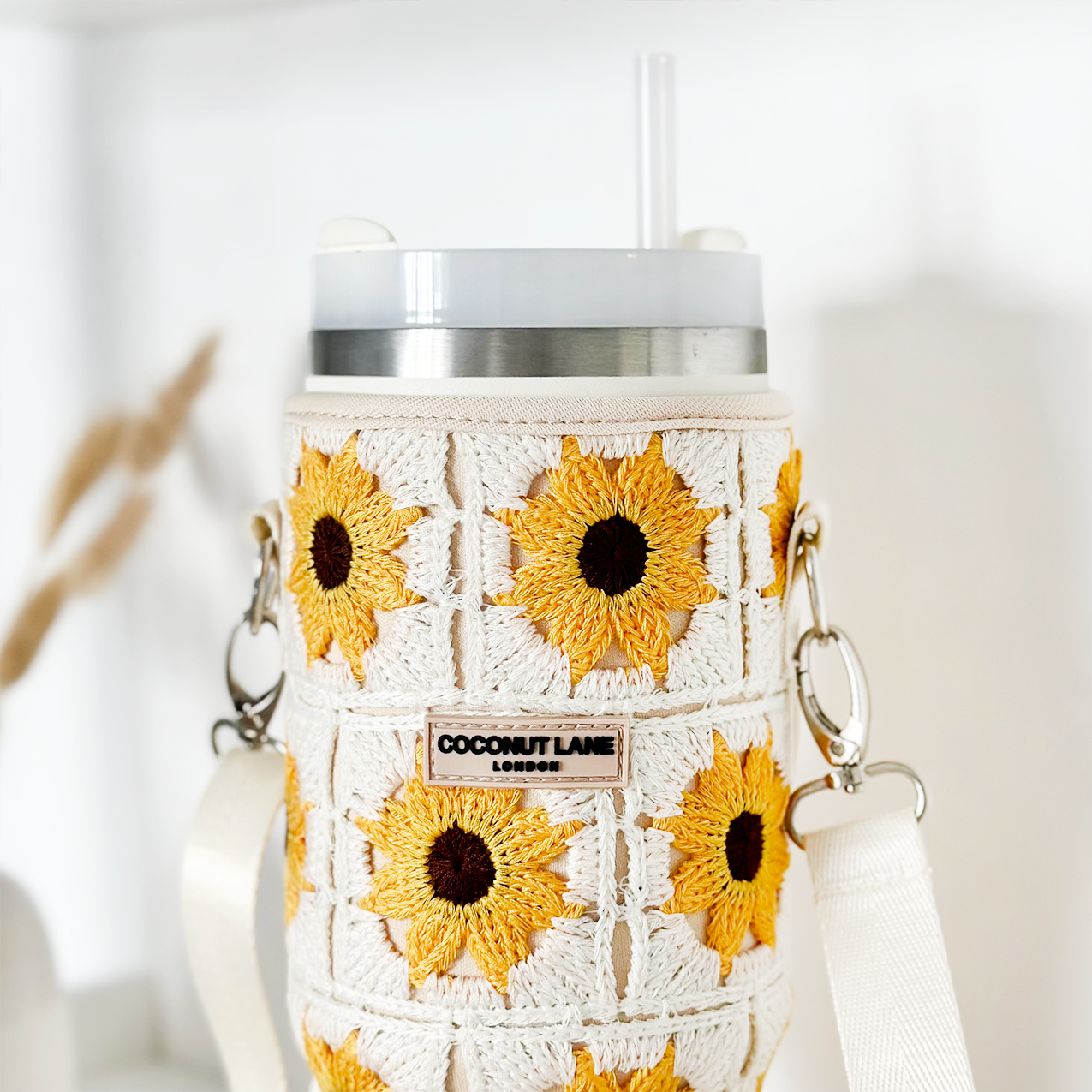 Becher-Tragetasche, gehäkelt mit Sonnenblumenmotiv