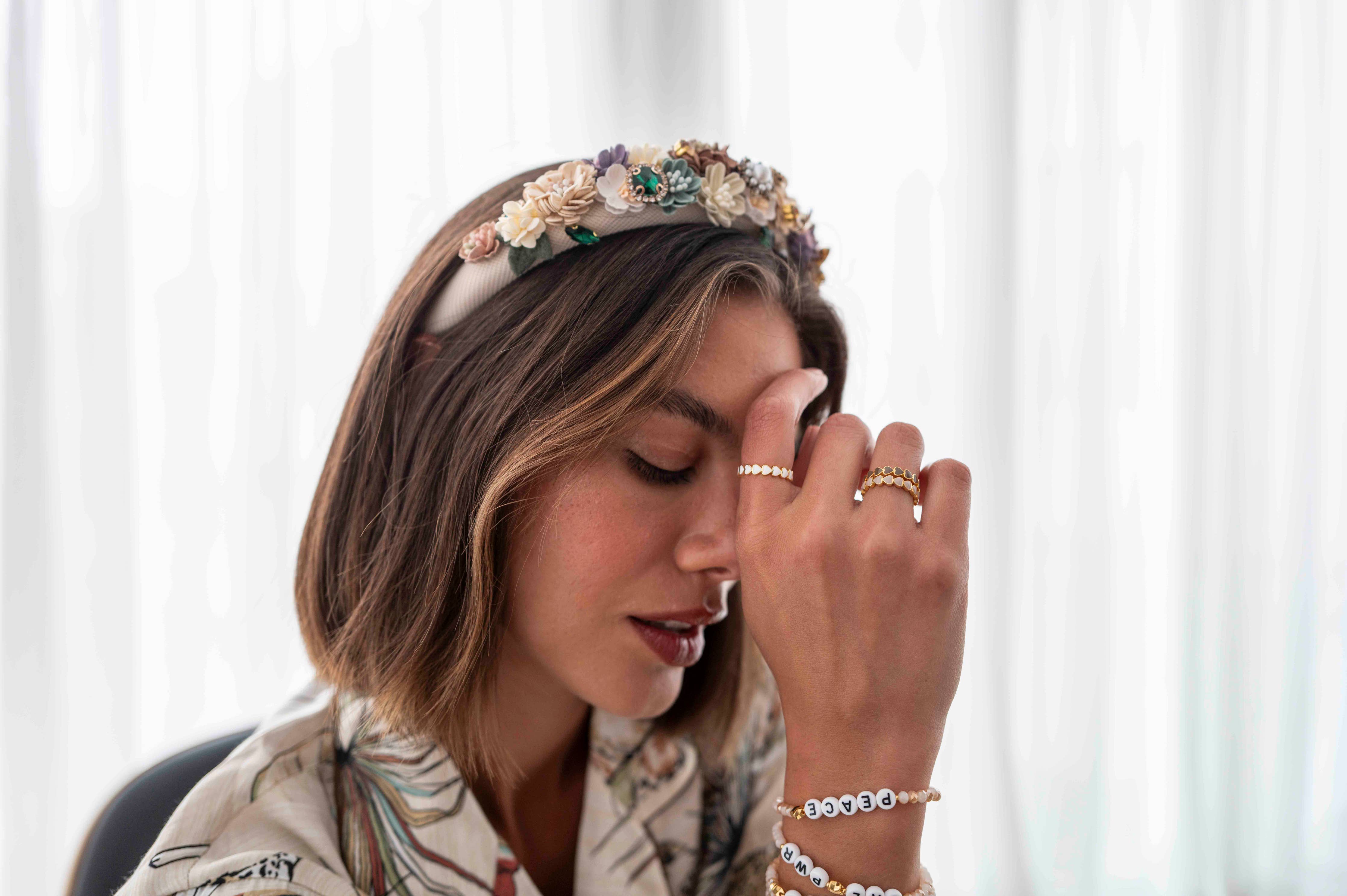Ring „The Heart Taupe“ – vergoldet 18 Karat