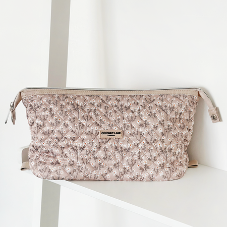 Magic Lifestyle Beutel — gesteppte nackte Blumen