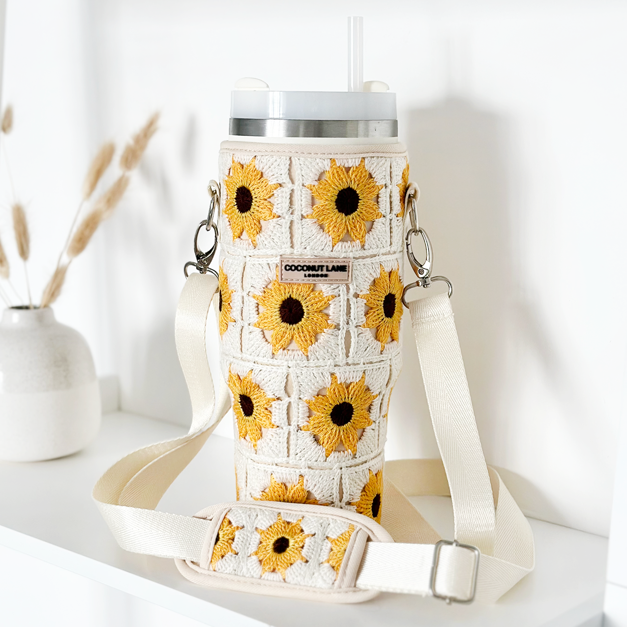 Becher-Tragetasche, gehäkelt mit Sonnenblumenmotiv