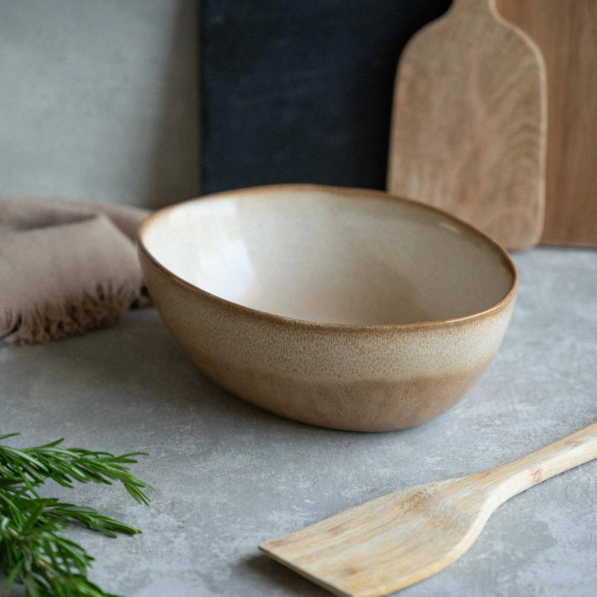 Dune Bowl – Servierschüssel aus Keramik