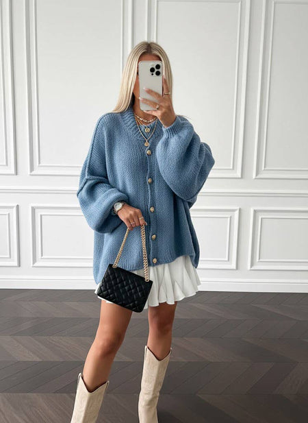 Wollweste mit goldenen Knöpfen - 1026