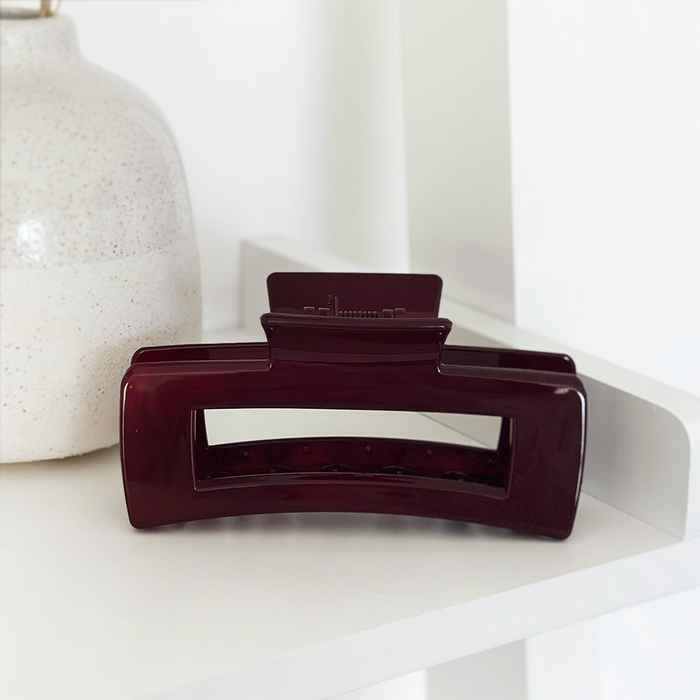 Burgunderfarbener quadratischer Klauenclip